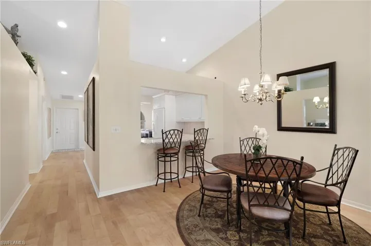 8009 San Vista Cir, Naples, Florida 34109