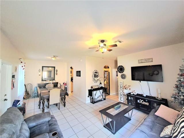4580  24th SW PL, Naples, FL 34116