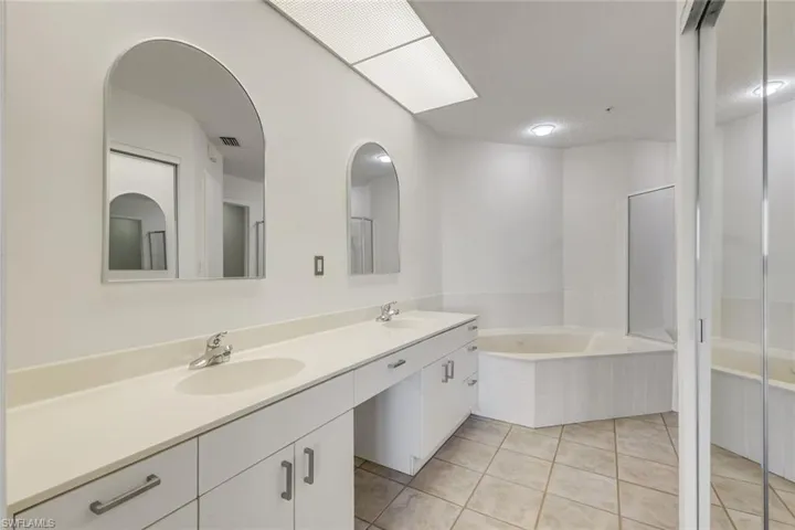 266 Barefoot Beach Blvd 603, Bonita Springs, Florida 34134