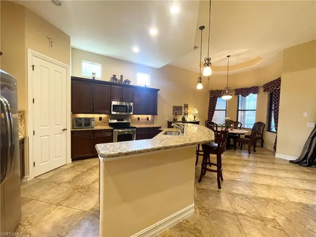 7302 Acorn Way, Naples, Florida 34119