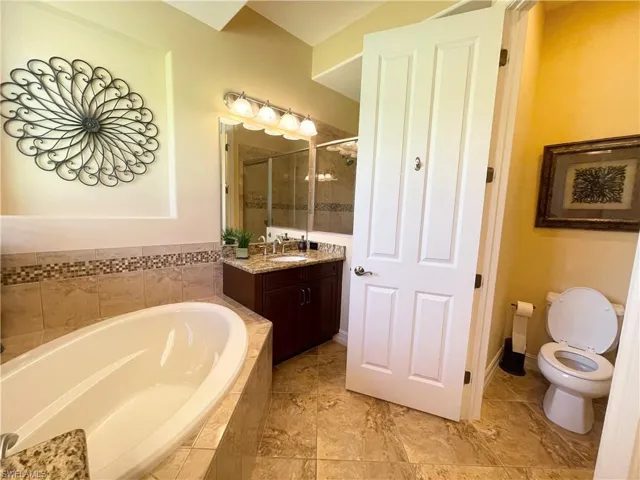 7302 Acorn Way, Naples, Florida 34119