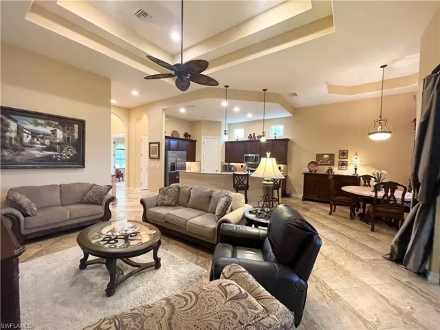 7302 Acorn Way, Naples, Florida 34119