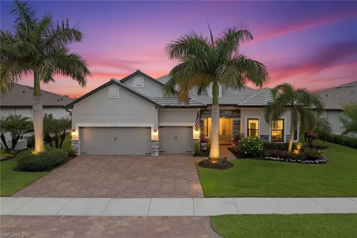 9573 Everglades Dr, Naples, Florida 34120