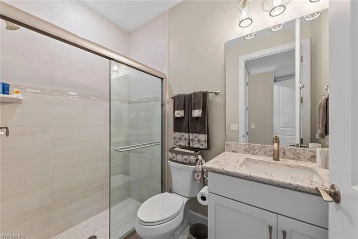 9573 Everglades Dr, Naples, Florida 34120