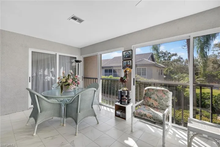 242  Via Perignon  , Naples, FL 34119