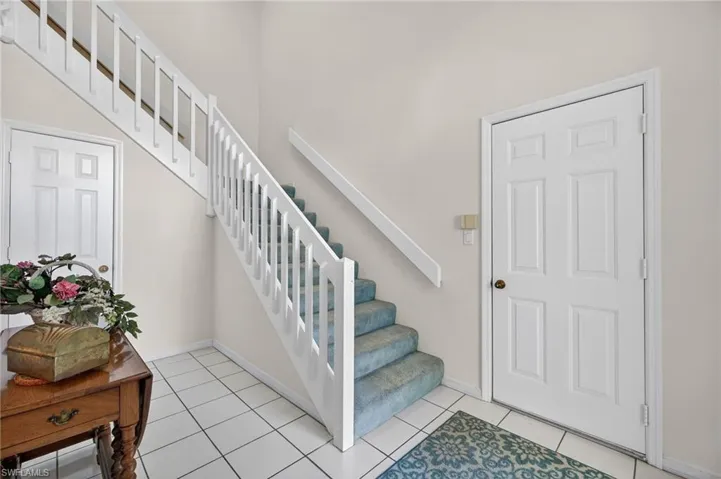 242  Via Perignon  , Naples, FL 34119