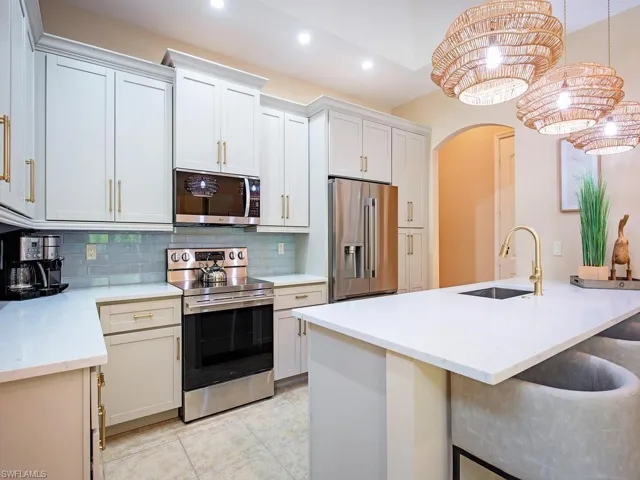 7890 Allende Ln, Naples, Florida 34113