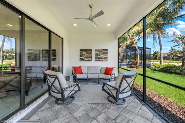 screened lanai