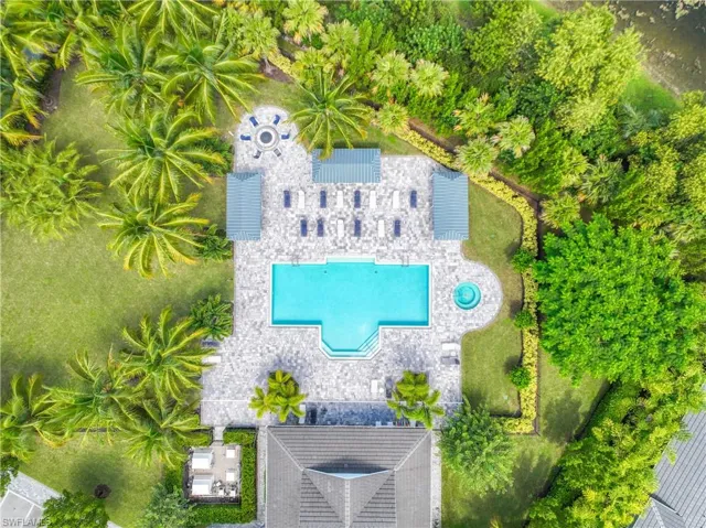 2373 Ariane Dr, Naples, Florida 34112