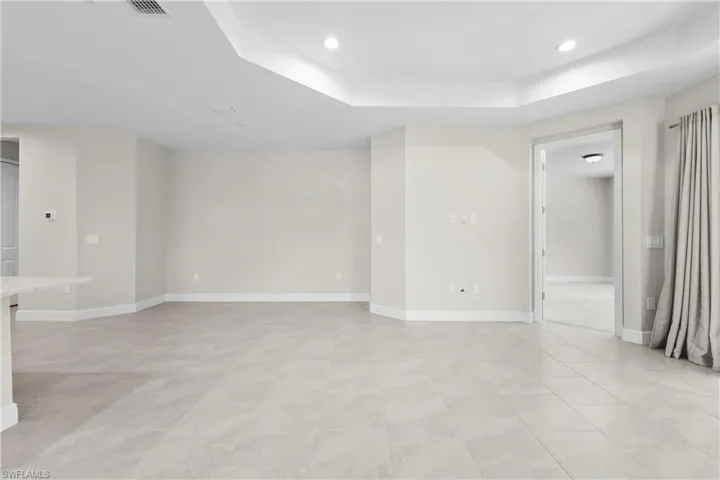 2373 Ariane Dr, Naples, Florida 34112