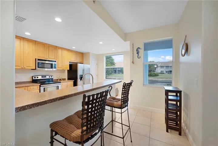 1128 Manor Lake Dr G103, Naples, Florida 34110