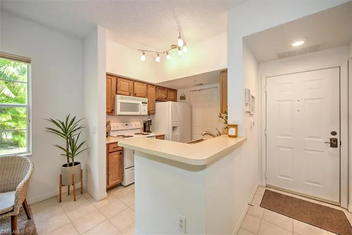 15590  Ocean Walk  CIR, Fort Myers, FL 33908