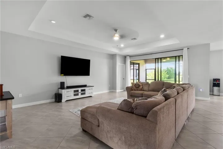 11387 Canopy Loop, Fort Myers, Florida 33913