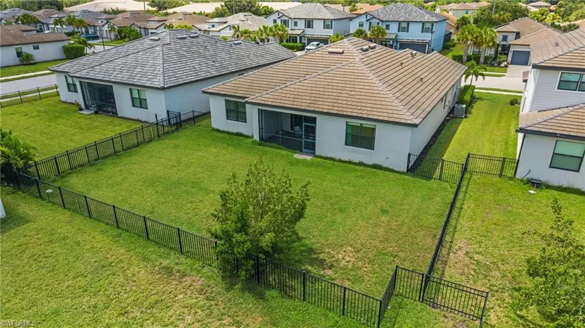 11387 Canopy Loop, Fort Myers, Florida 33913