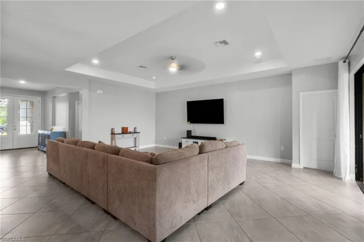 11387 Canopy Loop, Fort Myers, Florida 33913