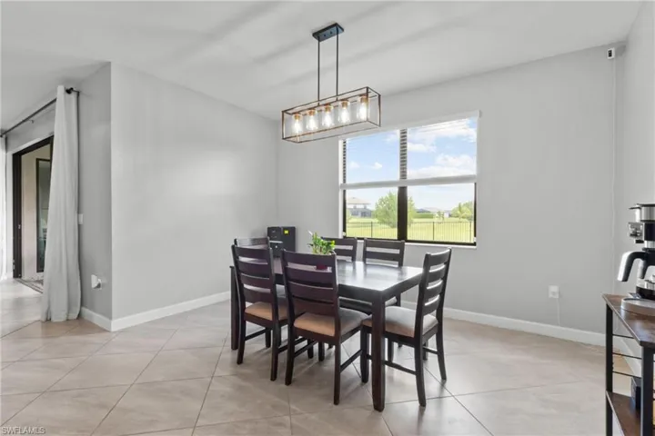 11387 Canopy Loop, Fort Myers, Florida 33913