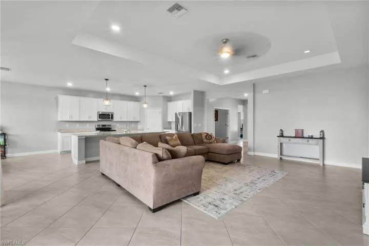 11387 Canopy Loop, Fort Myers, Florida 33913