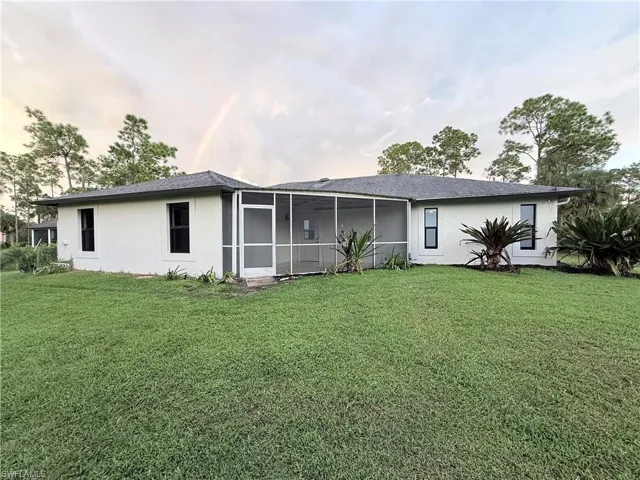 1741 8th St Ne, Naples, Florida 34120
