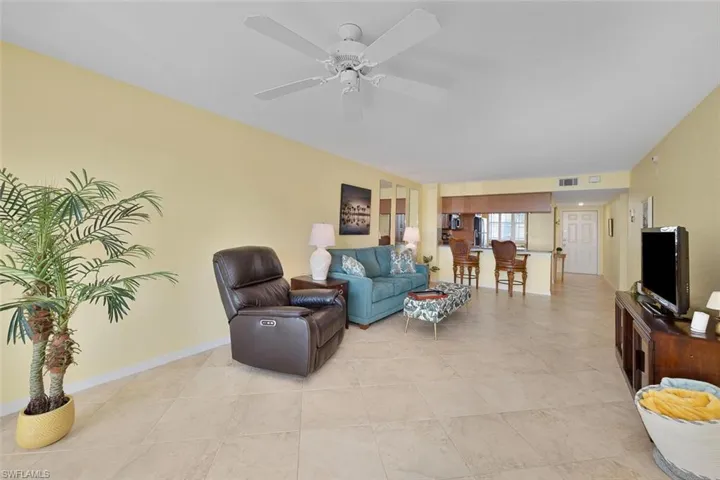 270 Naples Cove Dr # 3204, Naples Fl 34110