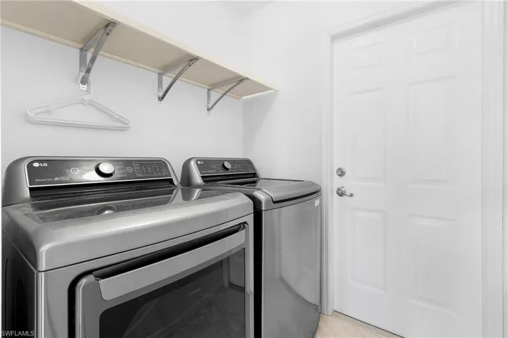 2109 NE 17th  ST, Cape Coral, FL 33909