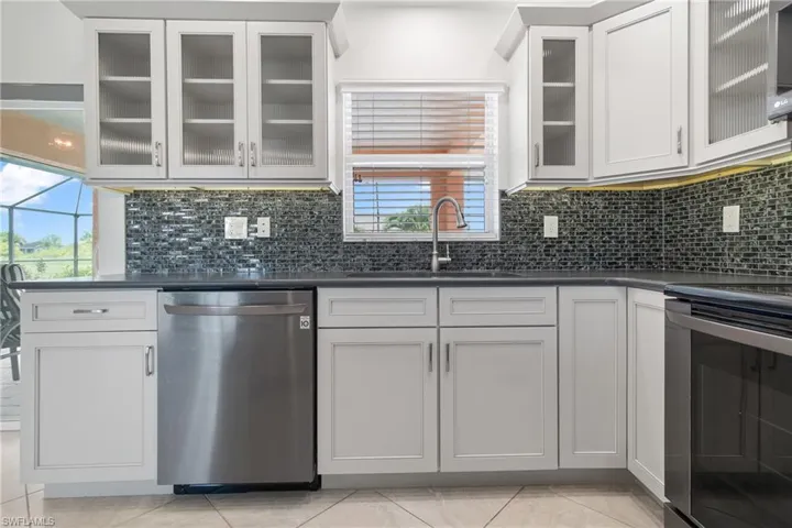 2109 NE 17th  ST, Cape Coral, FL 33909
