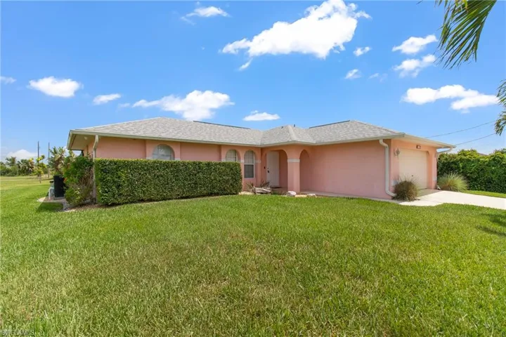 2109 NE 17th  ST, Cape Coral, FL 33909