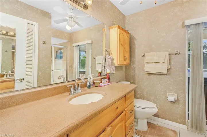 1215 Se 22nd Ave, Cape Coral Fl 33990