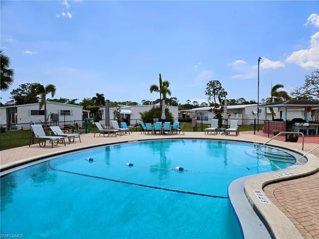 71 Sturbridge Ln, Fort Myers, Florida 33908