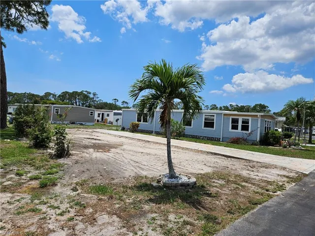 71 Sturbridge Ln, Fort Myers, Florida 33908