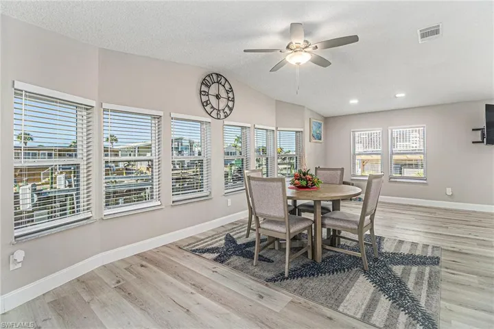 17890  Peppard  DR, Fort Myers Beach, FL 33931