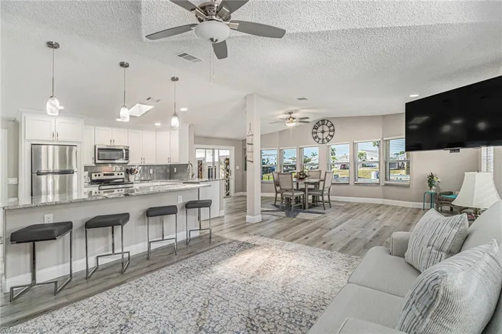 17890  Peppard  DR, Fort Myers Beach, FL 33931