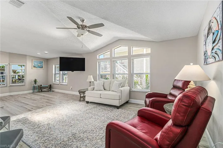 17890  Peppard  DR, Fort Myers Beach, FL 33931