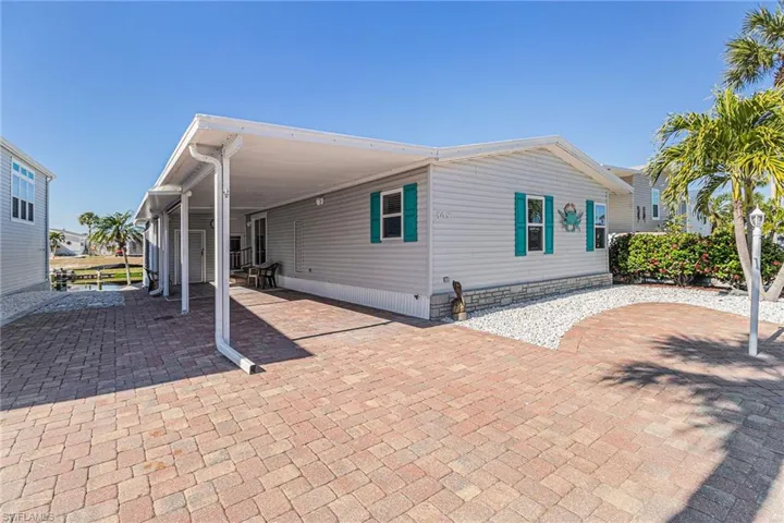 17890  Peppard  DR, Fort Myers Beach, FL 33931