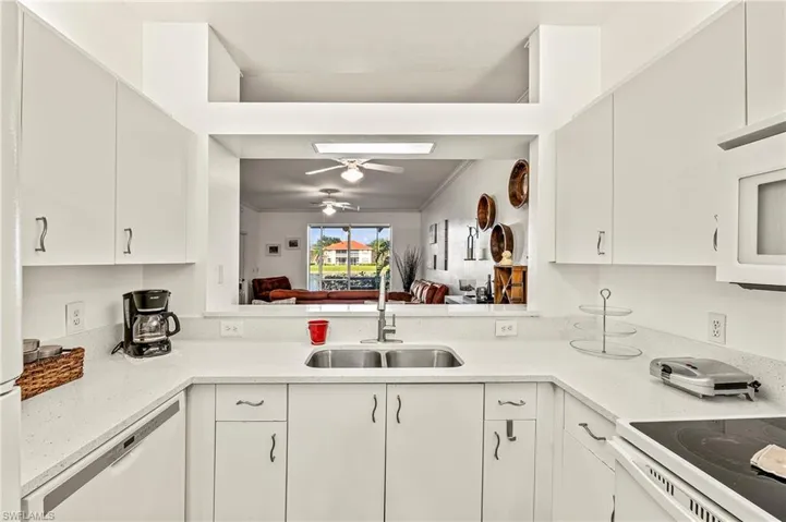 280 Robin Hood Cir # 101, Naples, Florida 34104