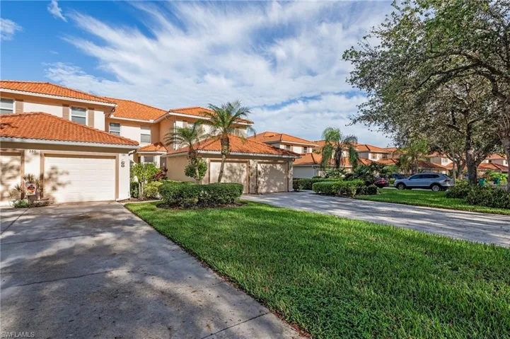 280 Robin Hood Cir # 101, Naples, Florida 34104