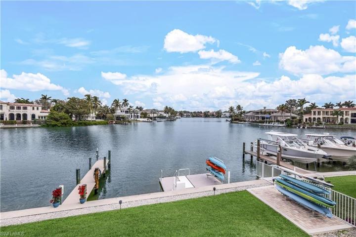 1910  Gulf Shore N BLVD, Naples, FL 34102
