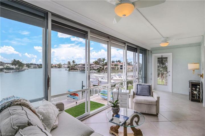 1910  Gulf Shore N BLVD, Naples, FL 34102