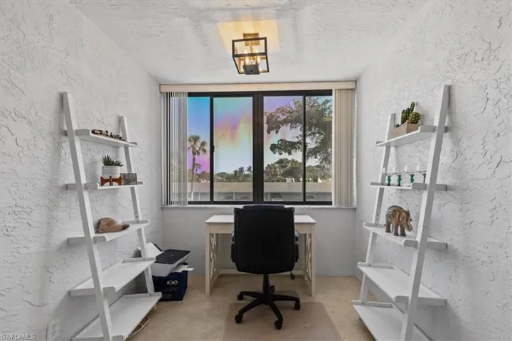 Office or dining area