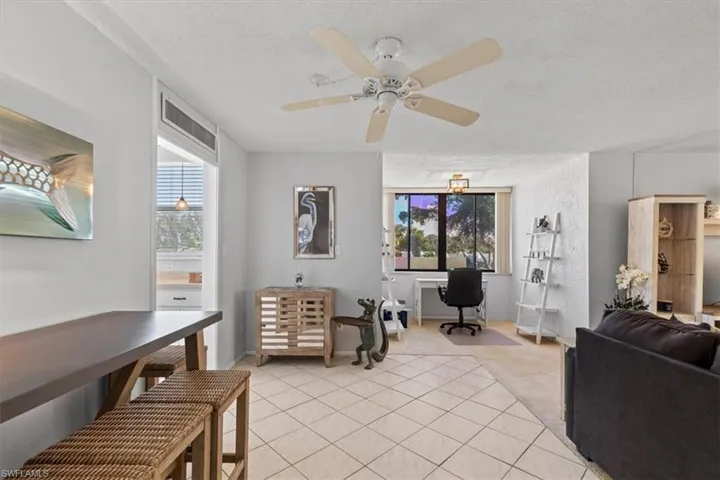 5959 Winkler RD # 220, FORT MYERS FL 33919