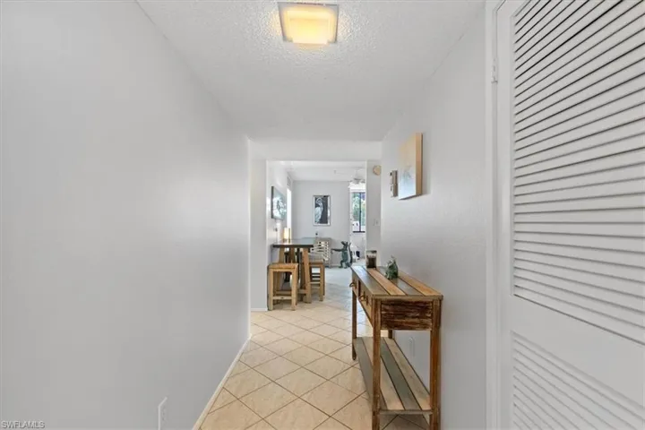 Long Foyer