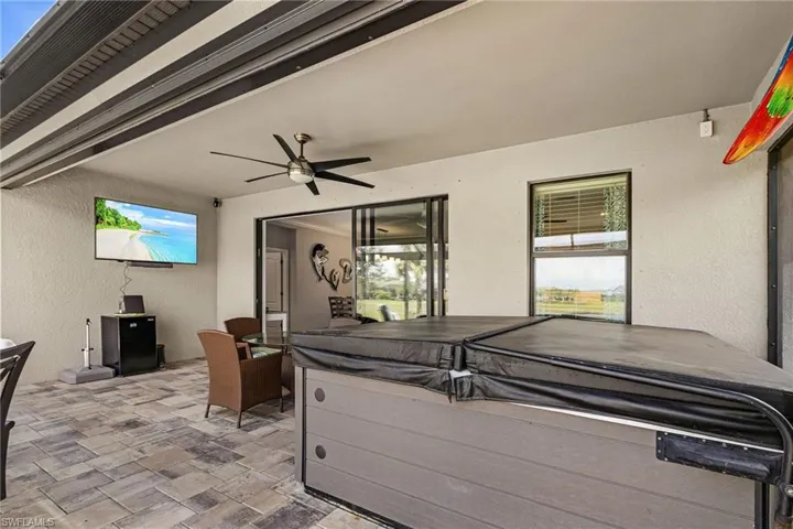 Lanai Hot Tub