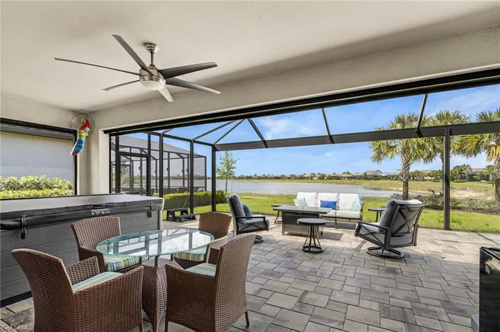 Covered Lanai Area with Hot Tub