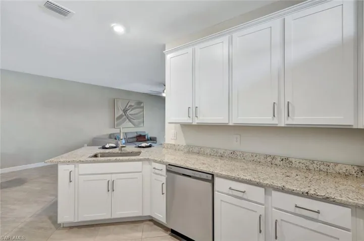 14022  Pine Lodge  LN, Fort Myers, FL 33913