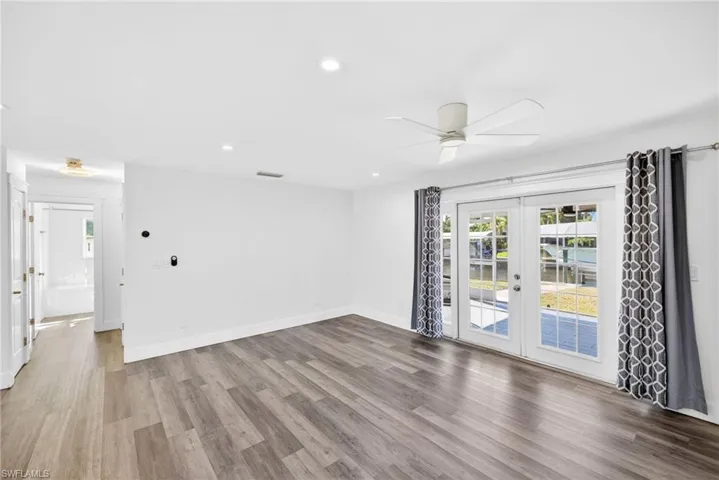 5228 Tower Dr, Cape Coral, Florida 33904