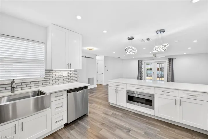 5228 Tower Dr, Cape Coral, Florida 33904