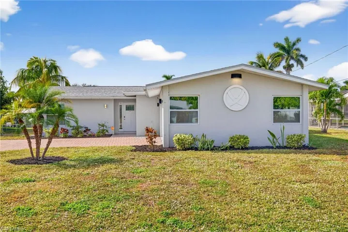 5228 Tower Dr, Cape Coral, Florida 33904