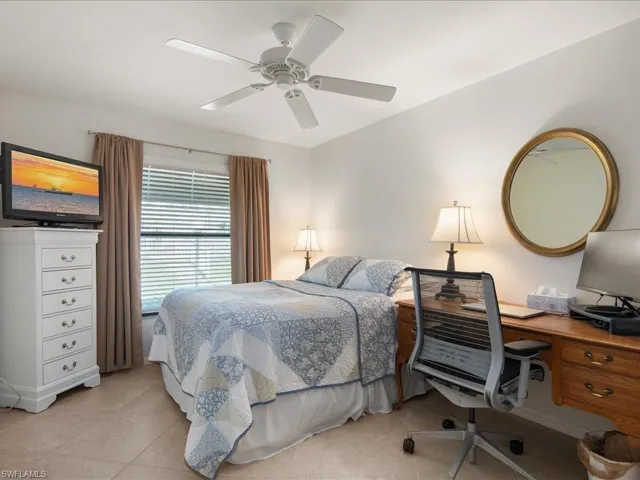 10740  Henry  CT, Naples, FL 34109