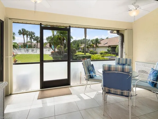 10740  Henry  CT, Naples, FL 34109
