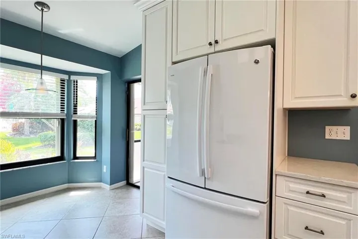 10740  Henry  CT, Naples, FL 34109