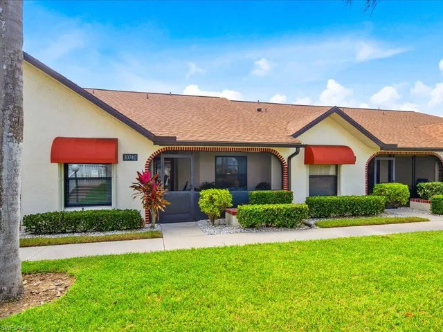 10740  Henry  CT, Naples, FL 34109